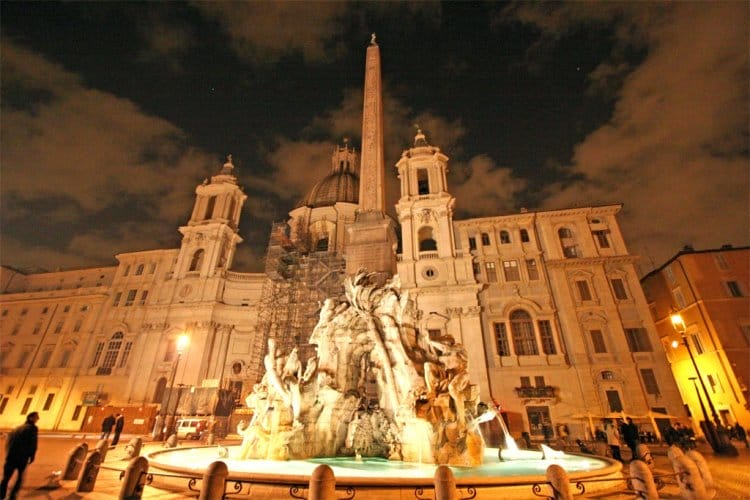 Un paseo por la Plaza Navona Un paseo por la Plaza Navona