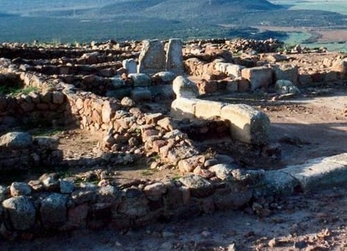 Arqueología en Monte Sirai, Cerdeña