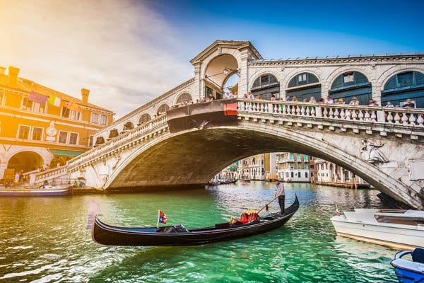 Paseo en góndola por Venecia: consejos 2 En góndola por el Gran Canal