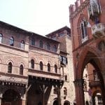 Disfrutar de la Via Santo Stefano, en Bolonia