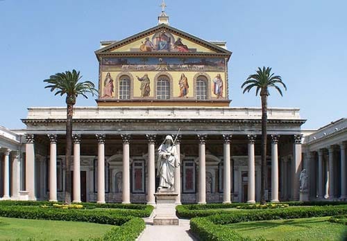 Basílica de San Pablo Extramuros en Roma Basílica de San Pablo Extramuros en Roma