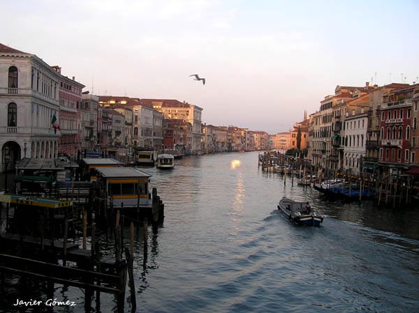 Amanecer en el Gran Canal