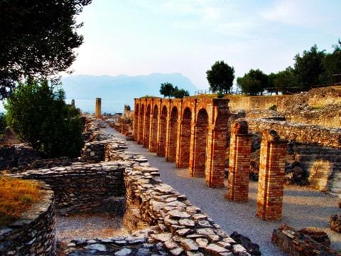 Las cuevas de Catulo en Sirmione