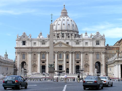 Conociendo Roma mes a mes Conociendo Roma mes a mes