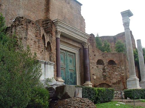 Templo de Romulo